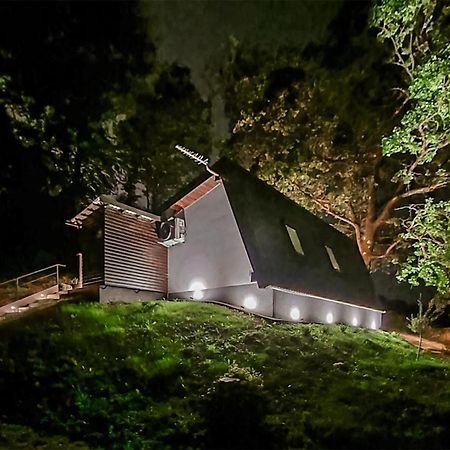 Nice Home In Karlovac With Wifi Exterior photo
