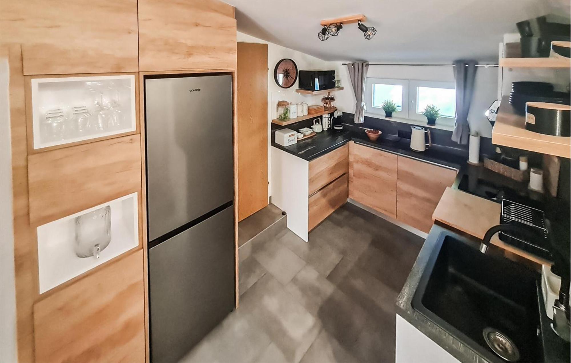 Nice Home In Karlovac With Wifi Exterior photo